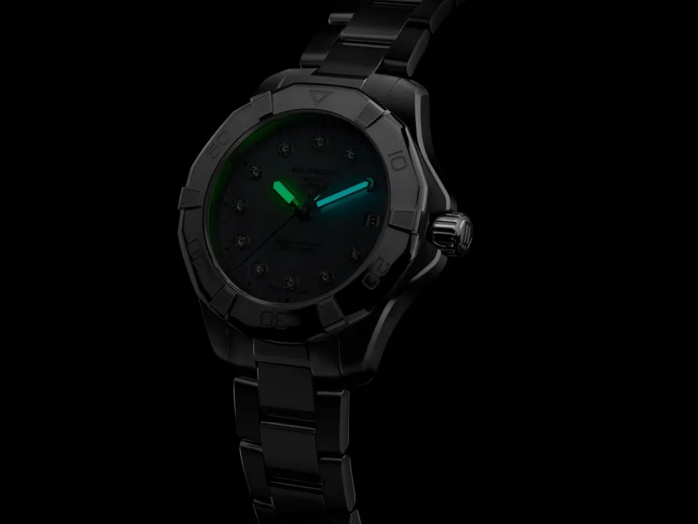 AQUARACER PROFESSIONAL 200 SOLARGRAPH^TAG Heuer Discount