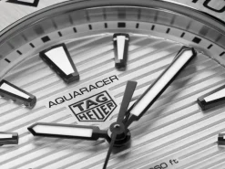 Aquaracer Professional 200^TAG Heuer Store