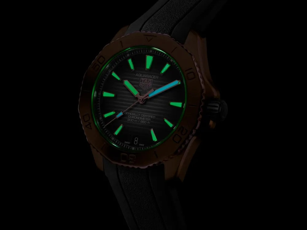 Aquaracer Professional 200 Date^TAG Heuer Online