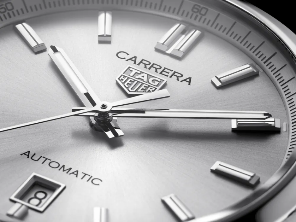 Carrera Date^TAG Heuer Fashion