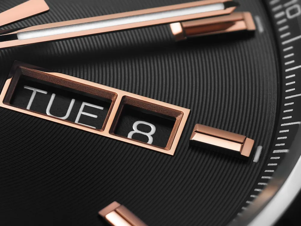 Carrera Day-Date^TAG Heuer Discount