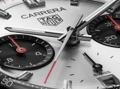 Carrera Chronograph^TAG Heuer New